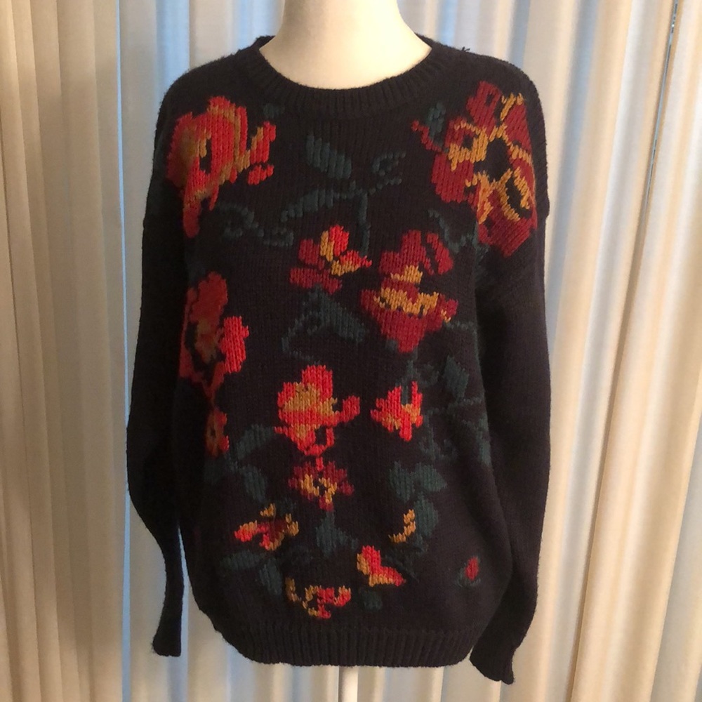 Jones New York wool & acrylic slipover Sweater. Size M